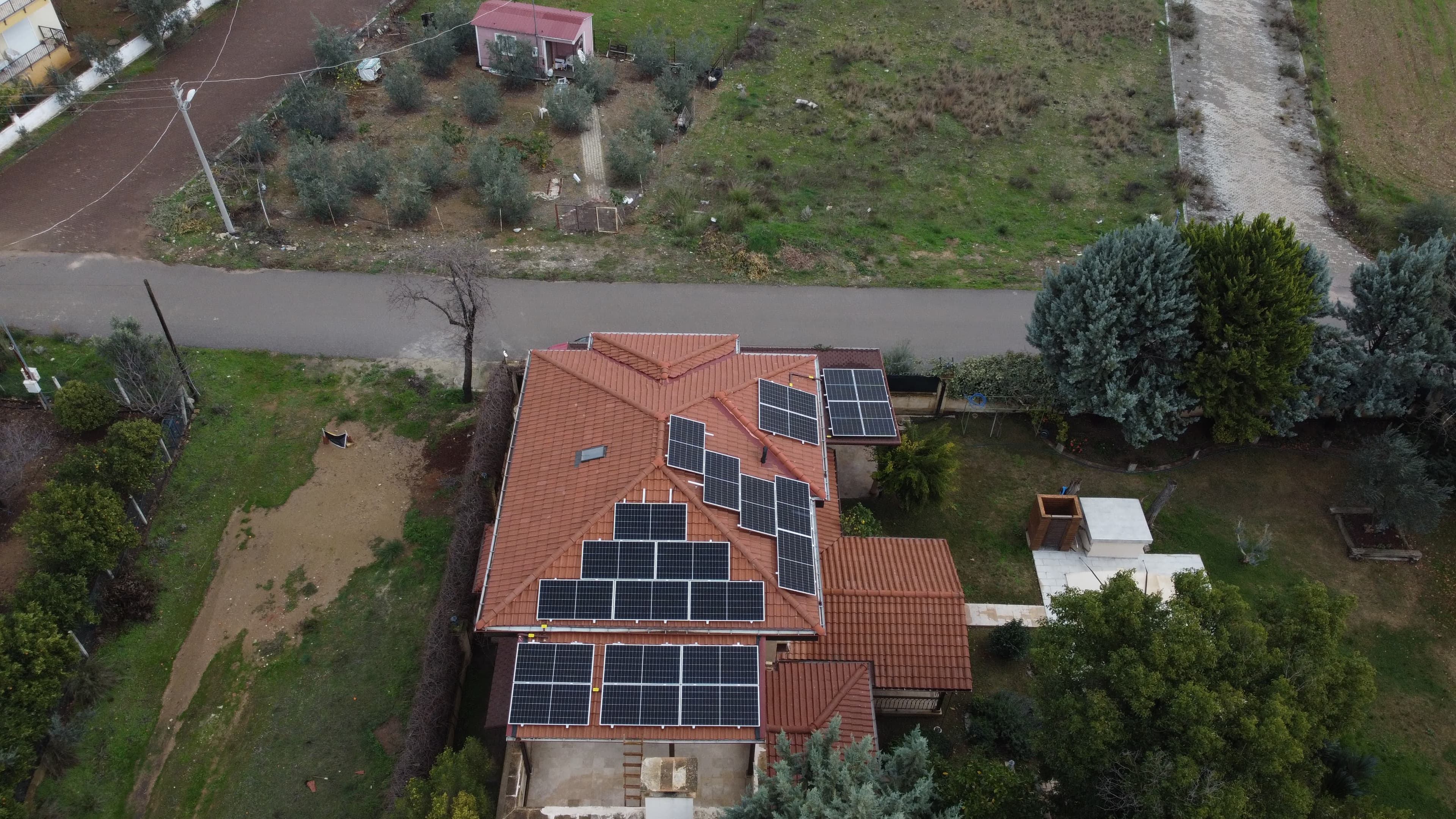 Ayşegül Karaca HİBRİT ÇATI GES foto 2