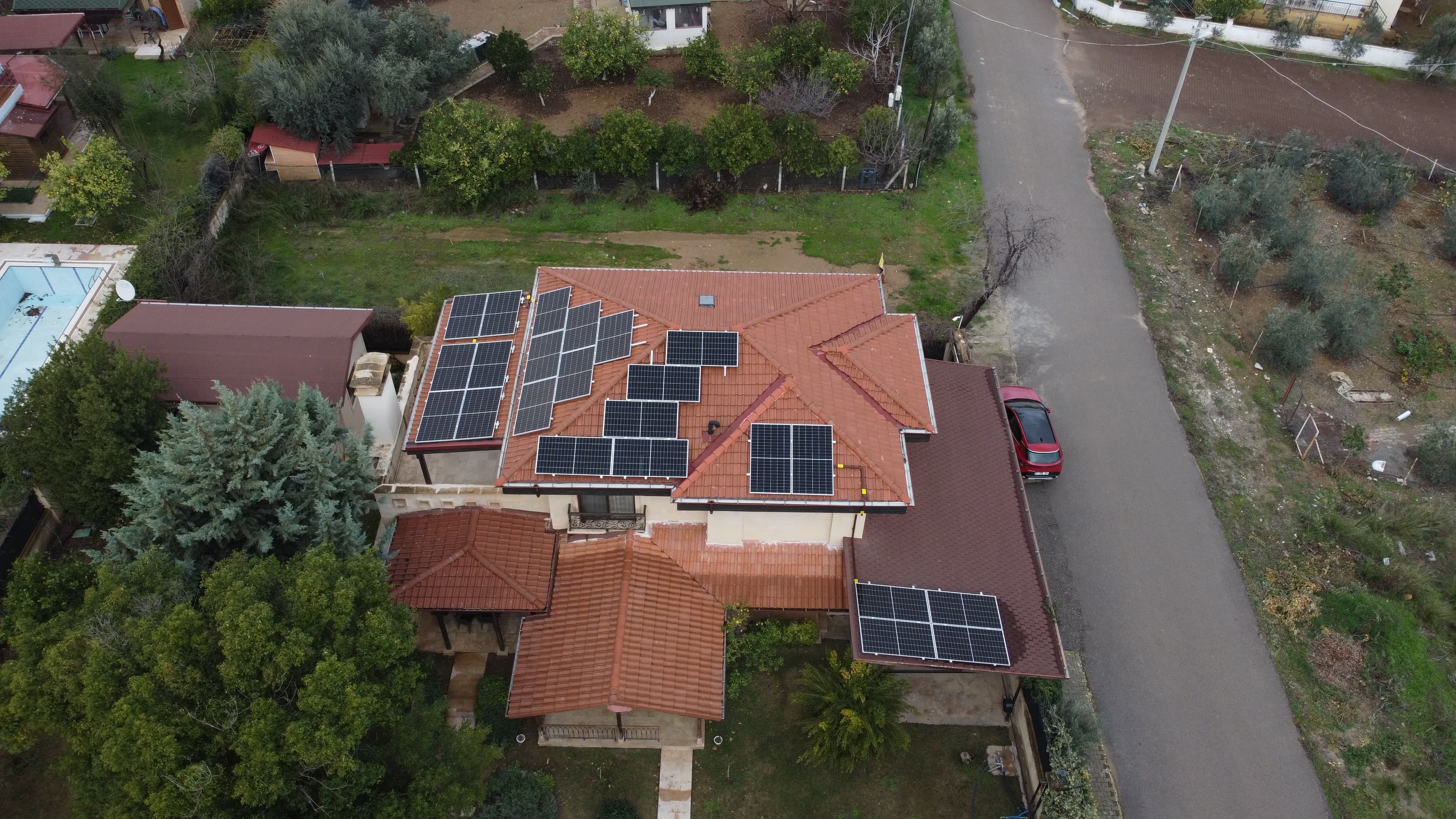 Ayşegül Karaca HİBRİT ÇATI GES foto 3